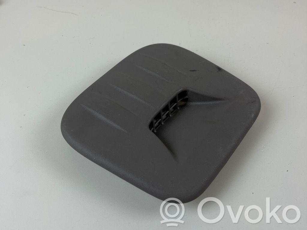 Chrysler Pacifica (C) pillar trim 