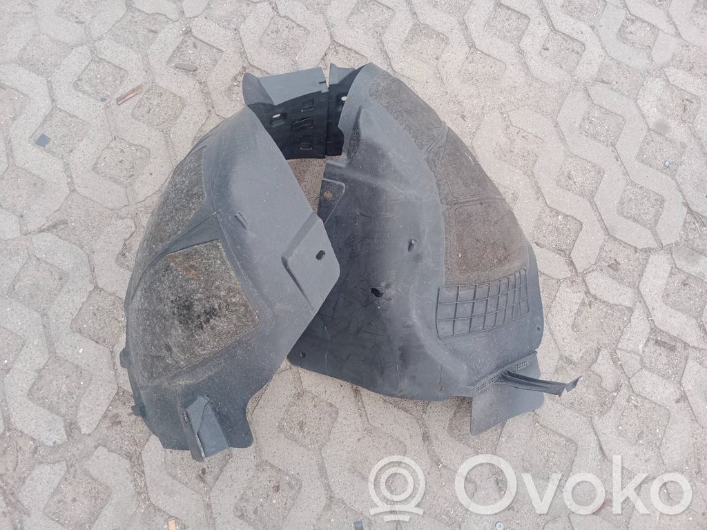 Opel Astra J Nadkole przednie 