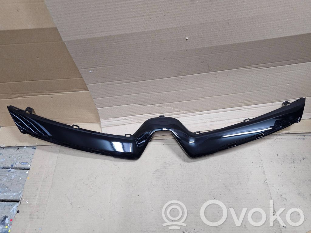 Renault Clio IV Etusäleikkö 