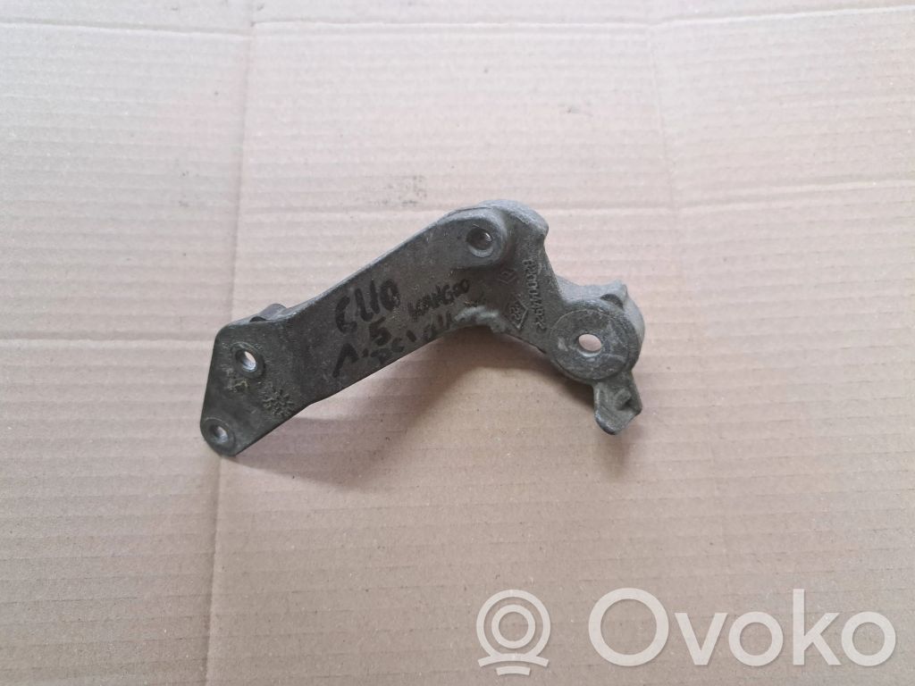 Renault Clio II Other engine bay part 