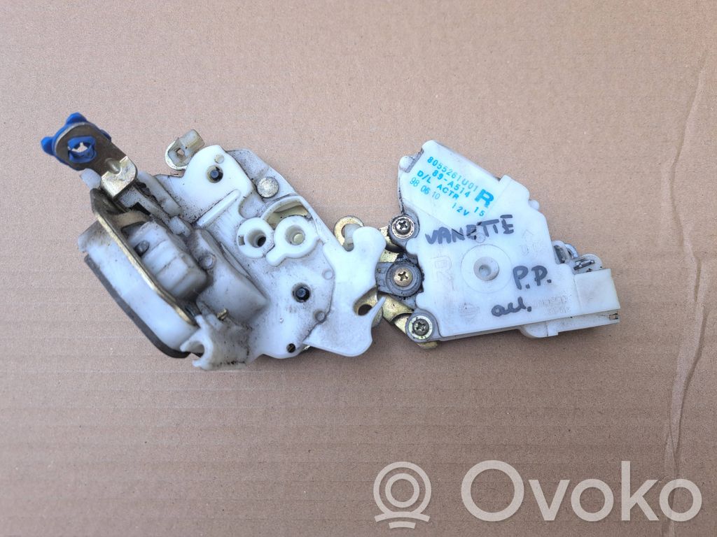 Nissan Vanette Priekšpusē slēdzene 