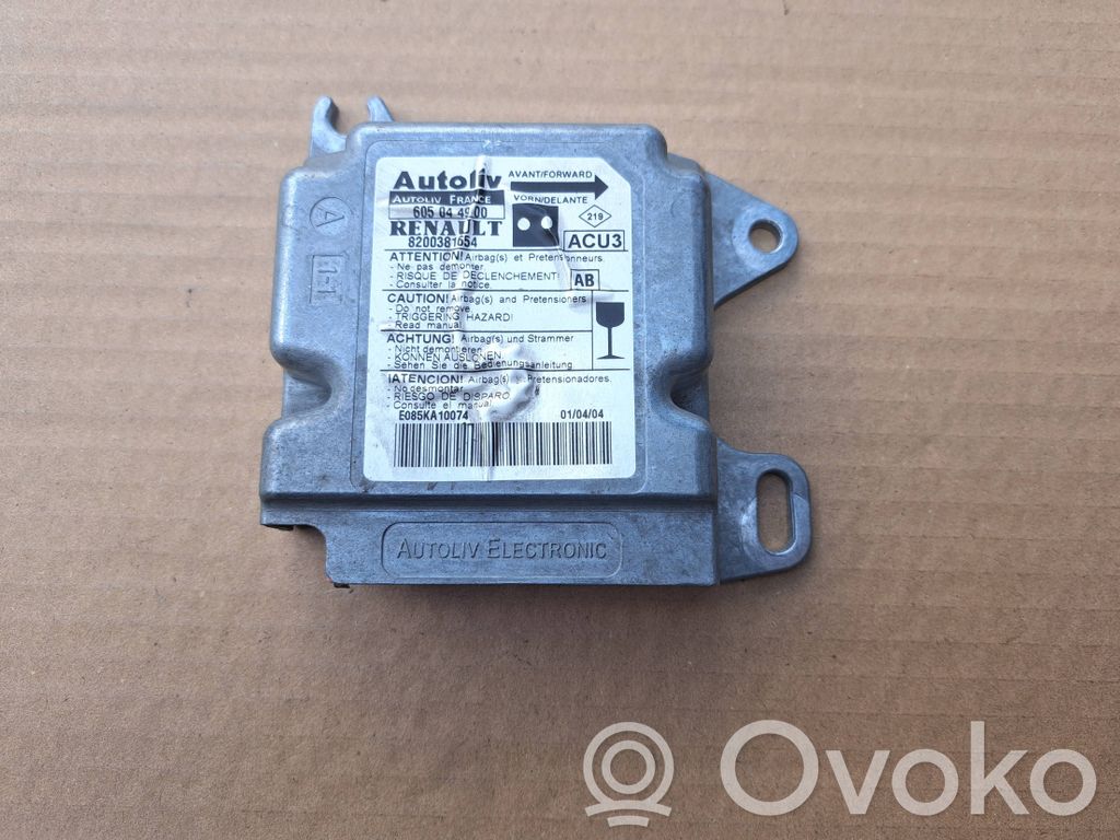Renault Kangoo I Airbag control unit/module 