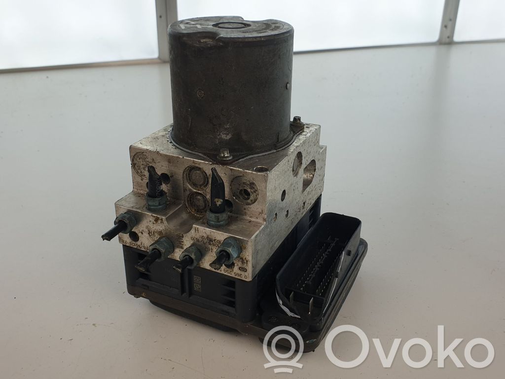 BMW X5 E70 ABS Pump 