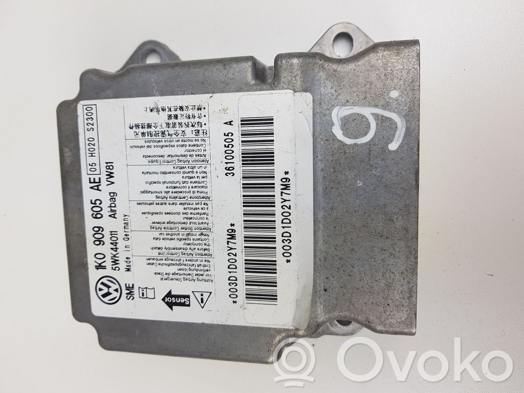 Volkswagen Scirocco Airbag control unit/module 