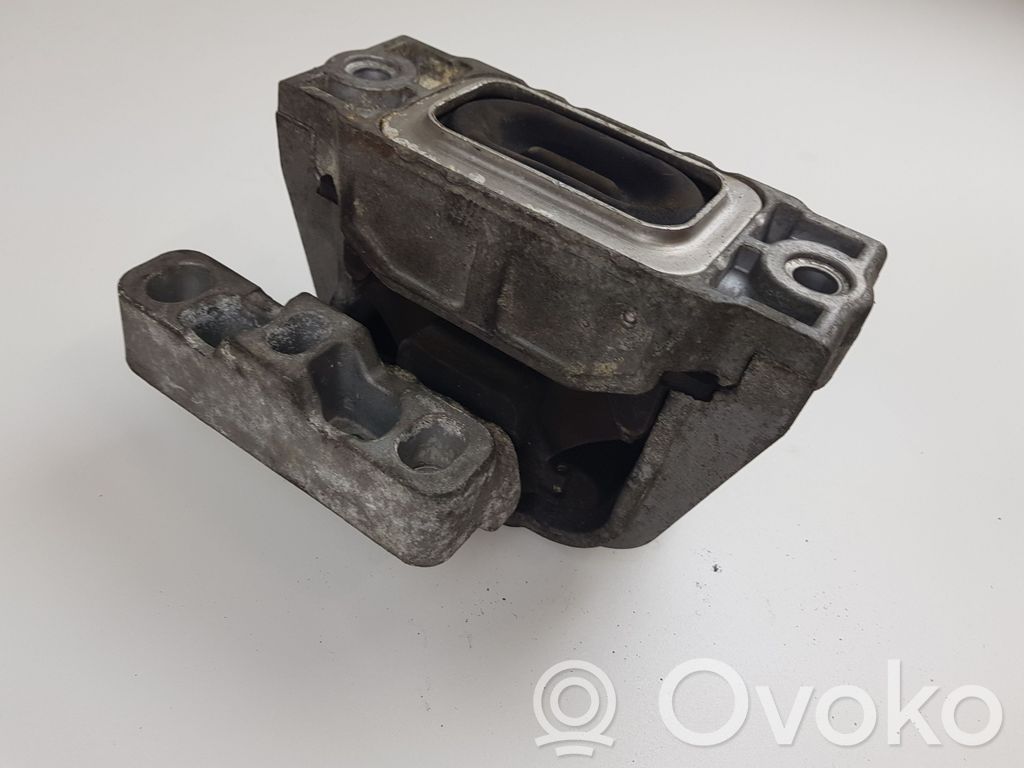Engine mount bracket   1K0199262AL