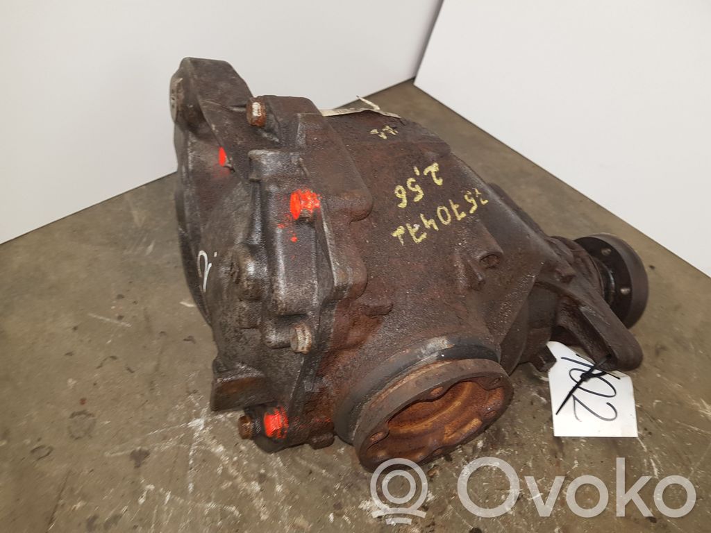 BMW 5 E60 E61 Galinis reduktorius 