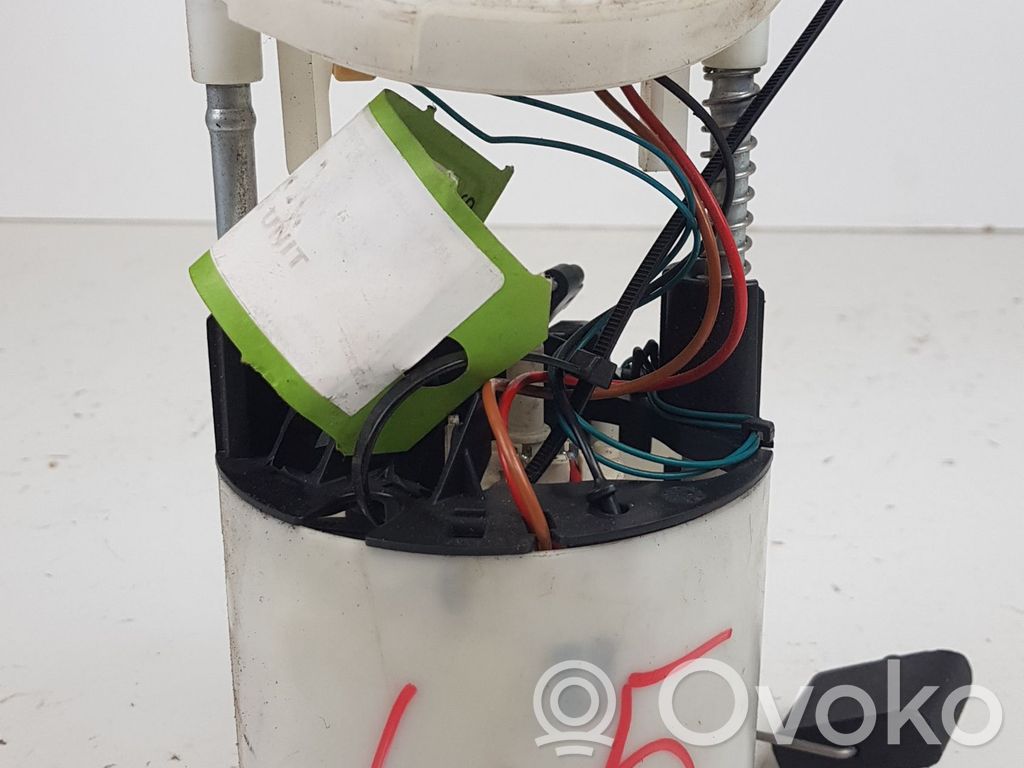 BMW 3 E90 E91 Pompe à carburant 