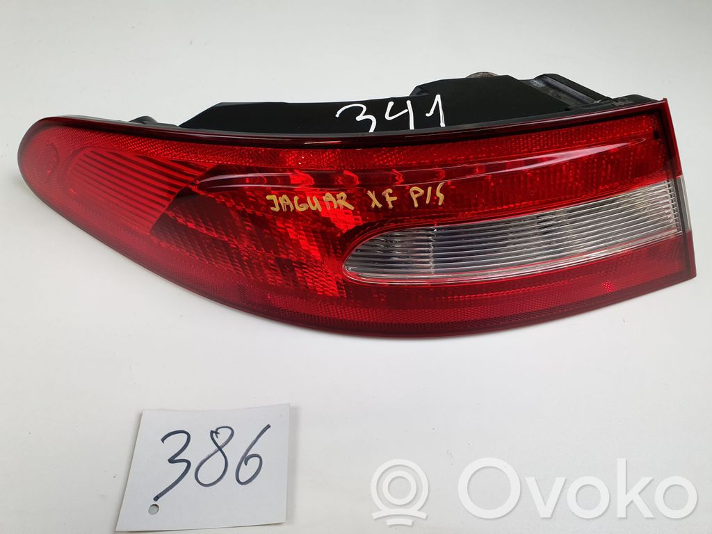 Rear/tail lights   8X2313405BC