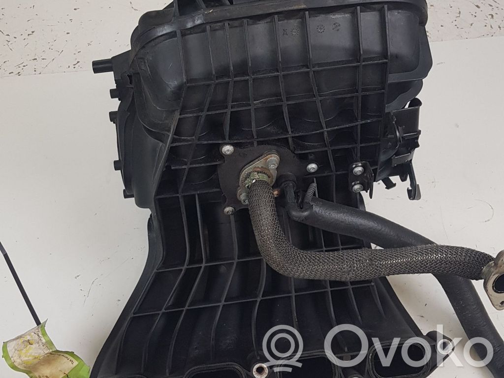 BMW 3 E90 E91 Intake manifold 