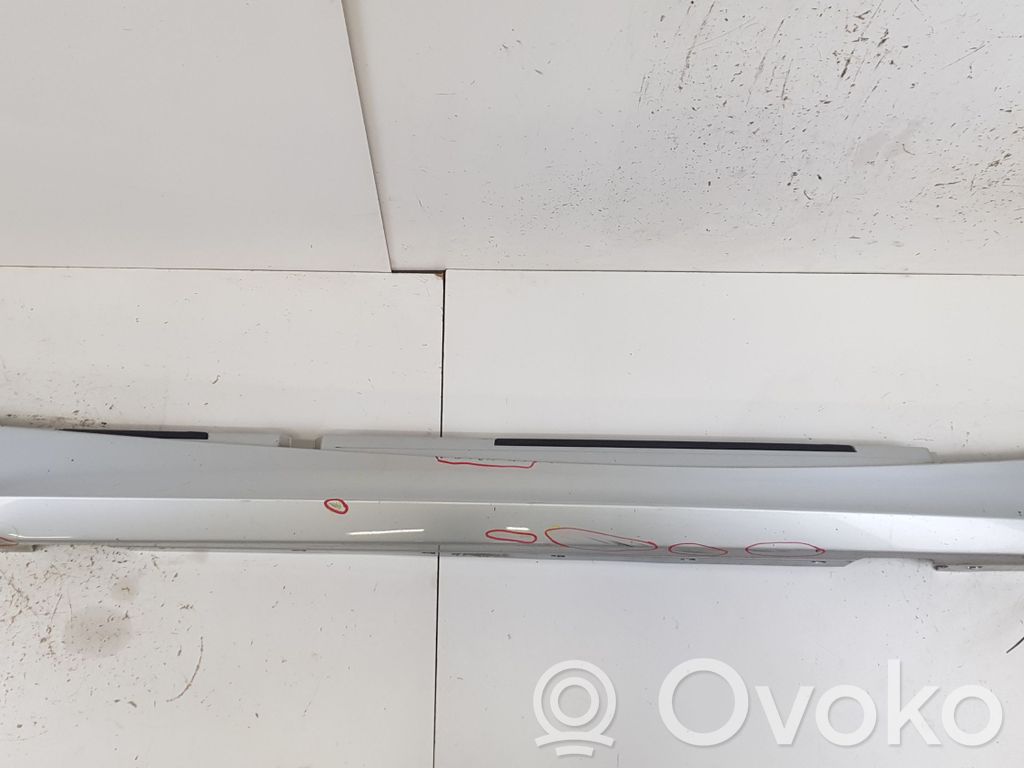 BMW 1 E81 E87 Sill 