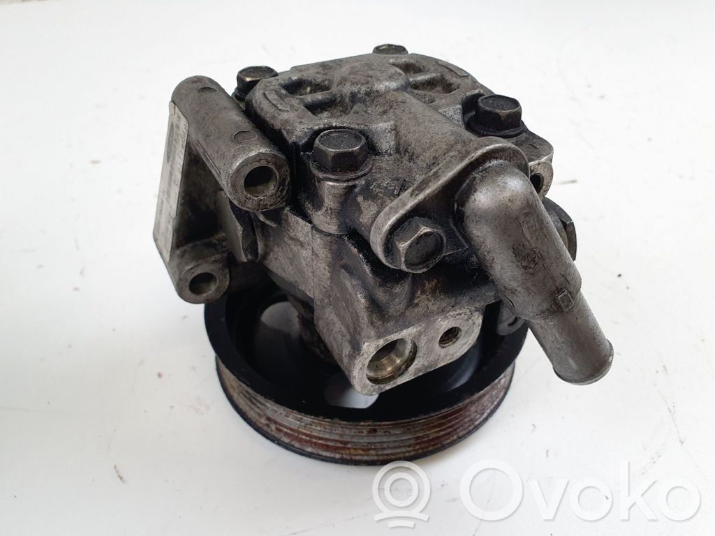 Ford S-MAX Ohjaustehostimen pumppu 