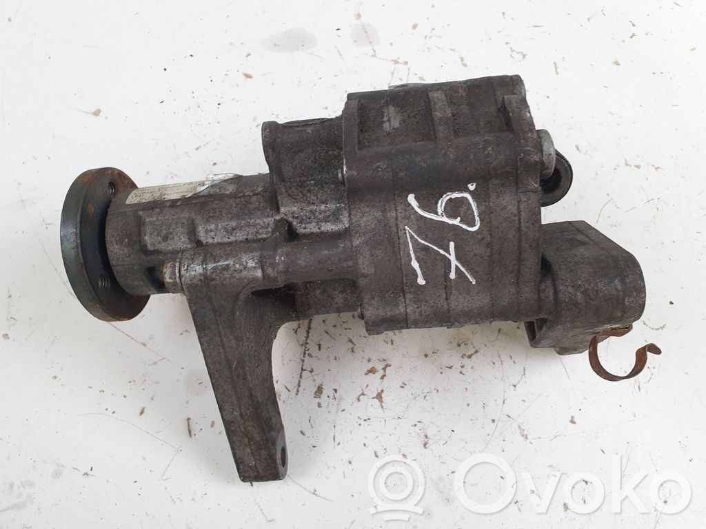 BMW X5 E70 Power steering pump 