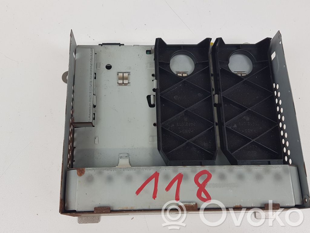Audi A8 S8 D3 4E Radio / CD-Player / DVD-Player / Navigation 