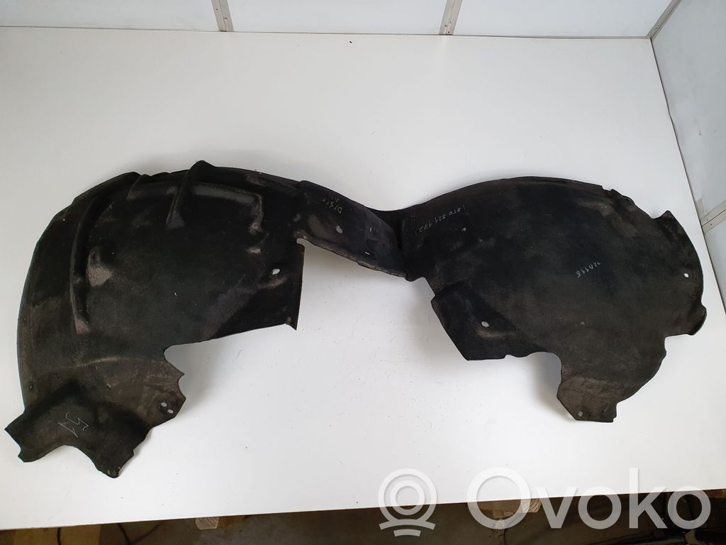 Audi A5 8T 8F Pare-boue passage de roue avant 