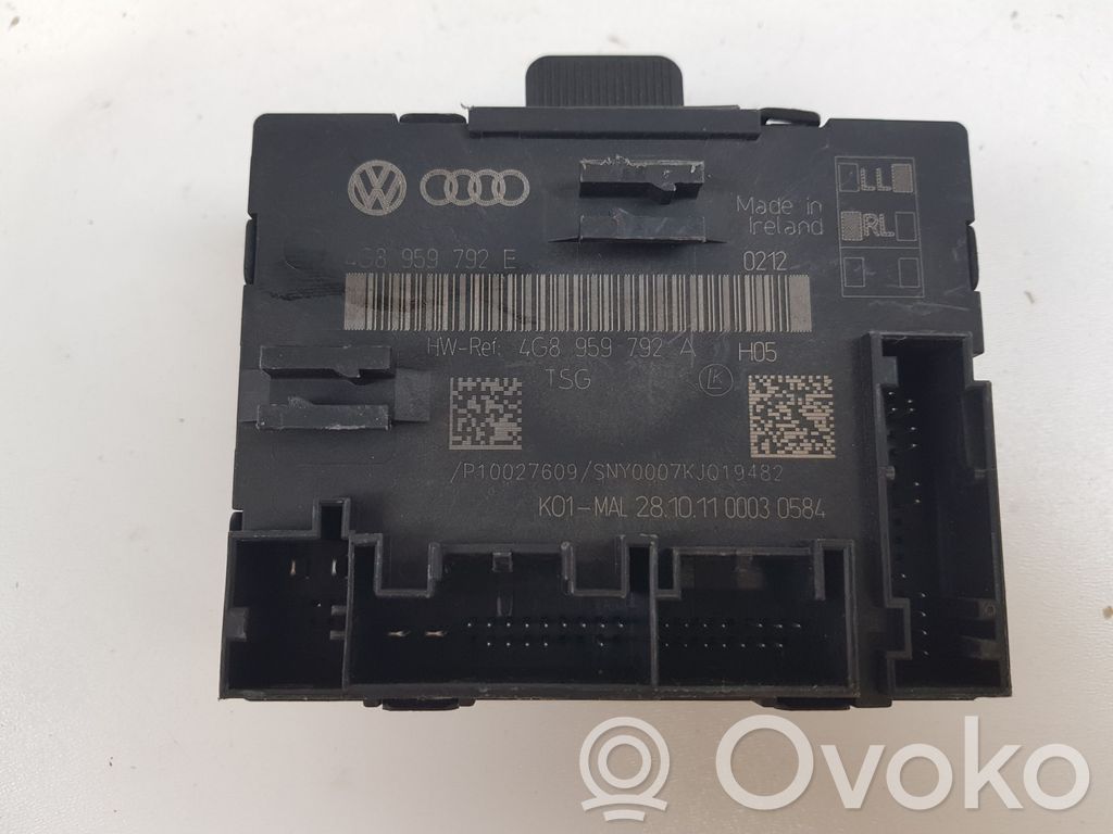 Door control unit/module   4G8959792E