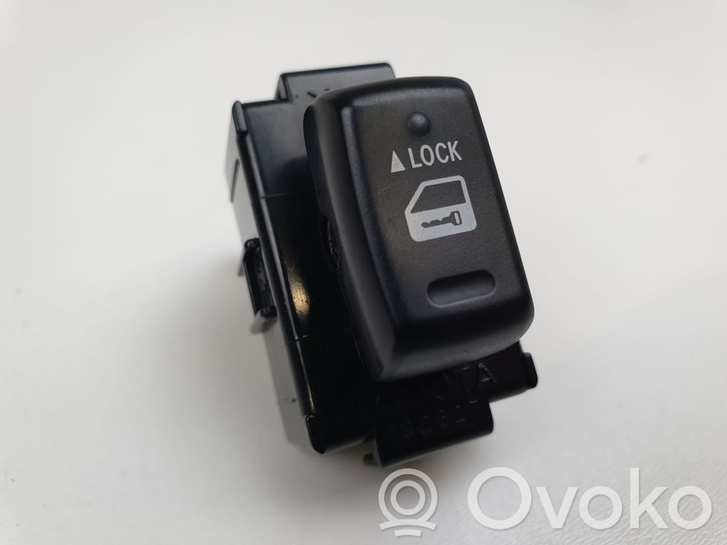 Lexus IS 220D-250-350 Central locking switch button 