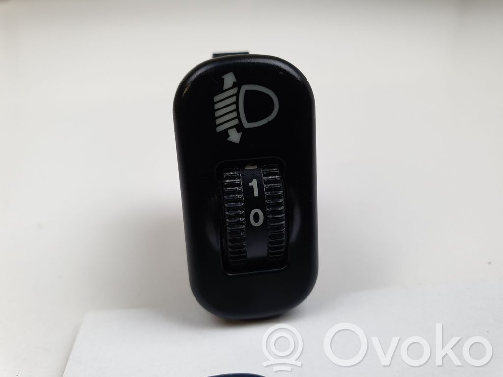 Mercedes-Benz Sprinter W906 Headlight level height control switch 