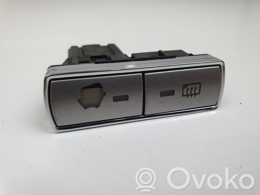 Ford S-MAX Windscreen/window heater switch 