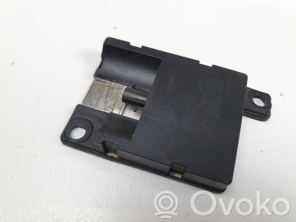 BMW 7 E65 E66 Antenas pastiprinātājs 