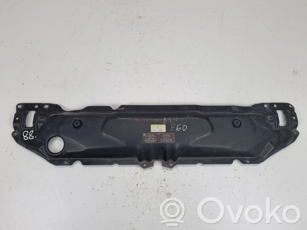 BMW 5 E60 E61 Верхняя часть панели радиаторов (телевизора) 