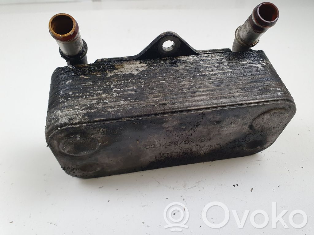 Opel Zafira A Oil filter mounting bracket 