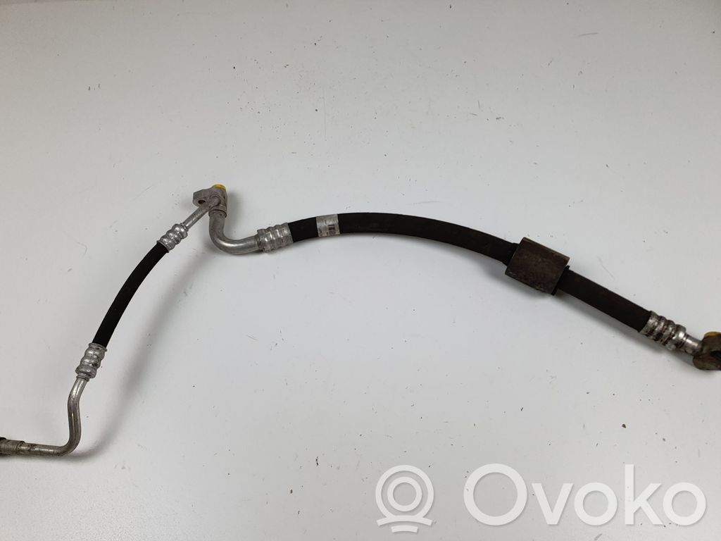 BMW 3 E90 E91 Air conditioning (A/C) pipe/hose 