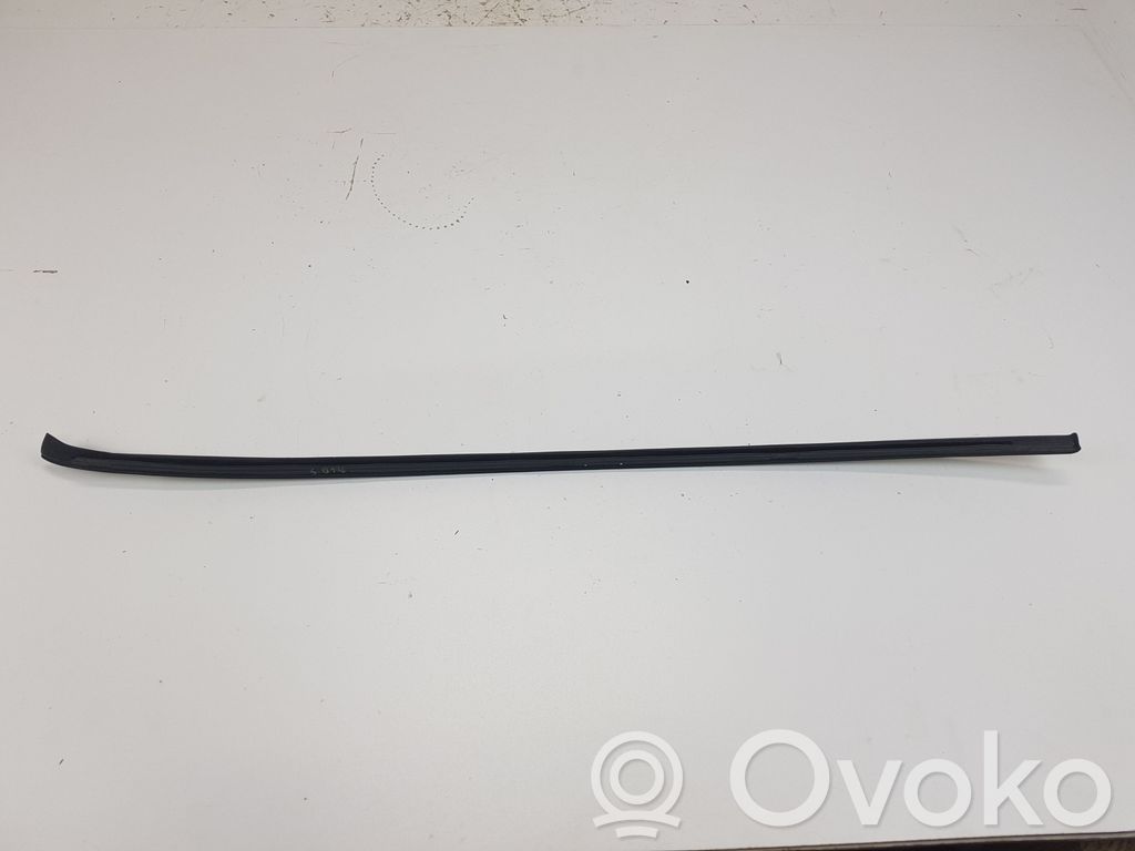 Windshield trim   3C0854328A