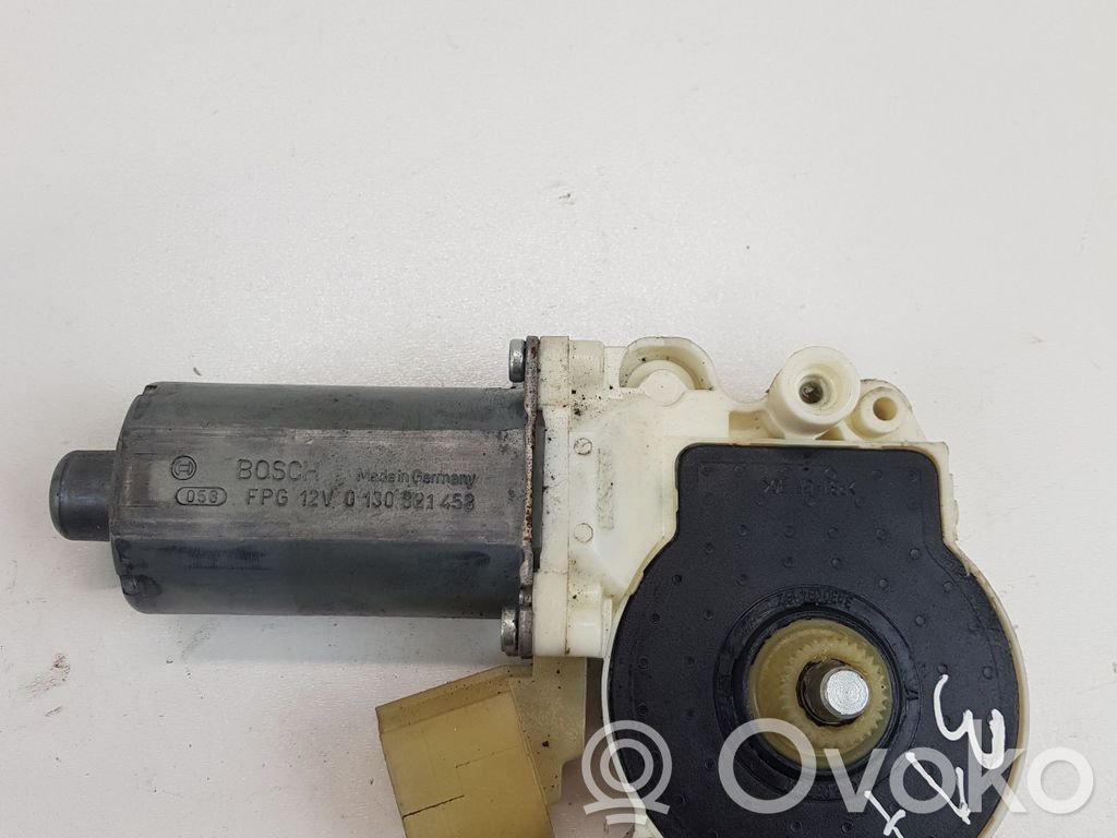 Front door window regulator motor   6981142