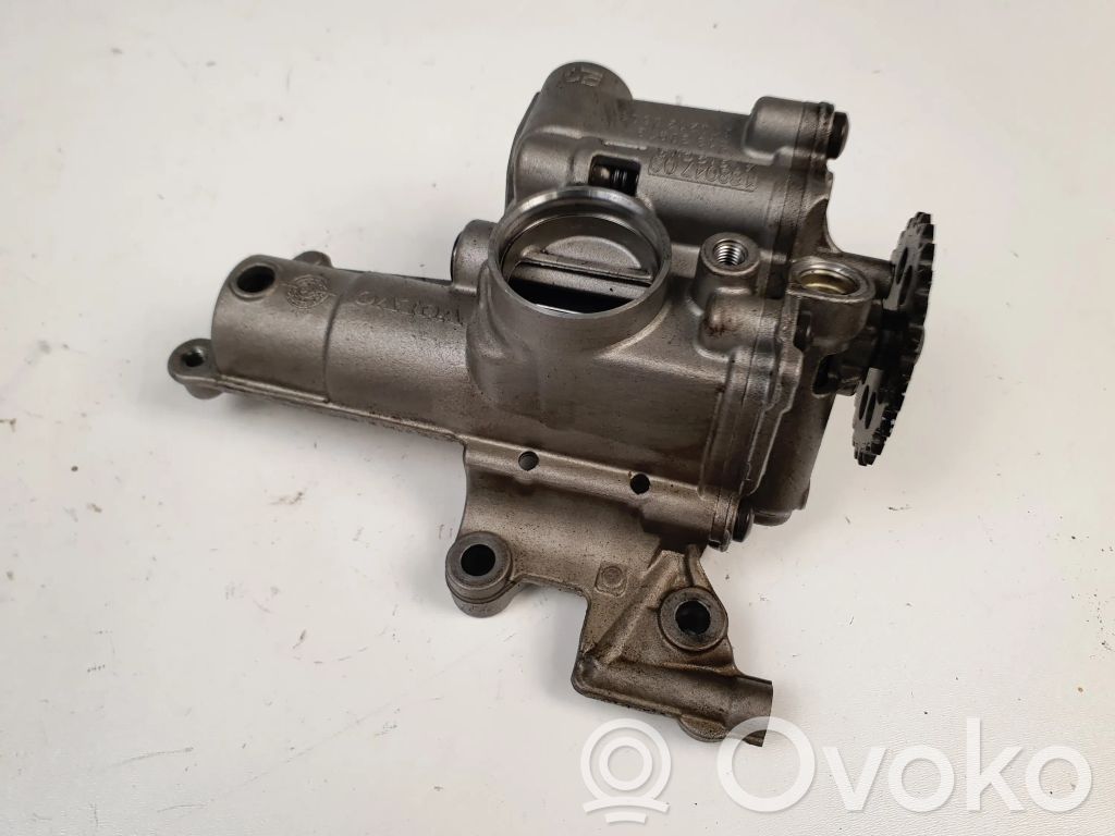 Volvo XC70 Bomba de aceite 