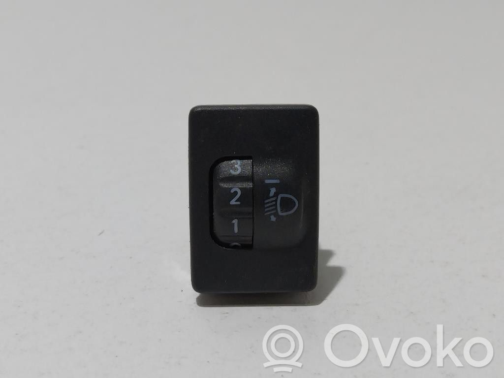Toyota Yaris Light switch 
