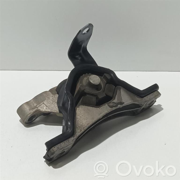 Engine mounting bracket   X04908,X04908,Z20S