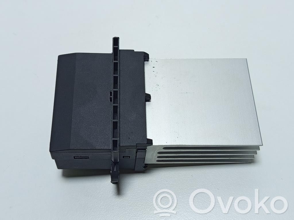 Peugeot 607 Heater blower motor/fan resistor 