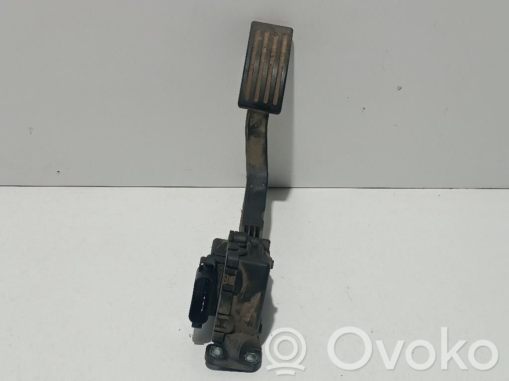 Accelerator throttle pedal   1544420,1544420