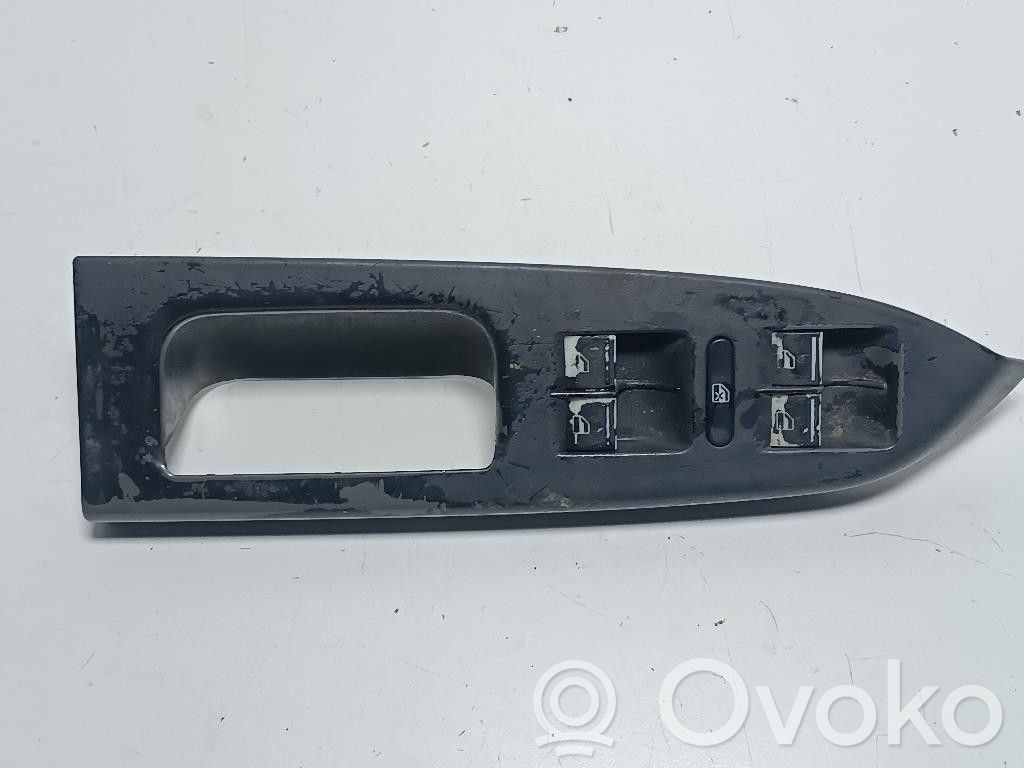 Volkswagen Touran I Elektrisko logu slēdzis 