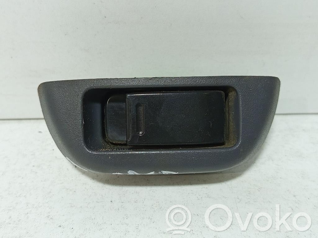 Toyota Aygo AB10 Electric window control switch 