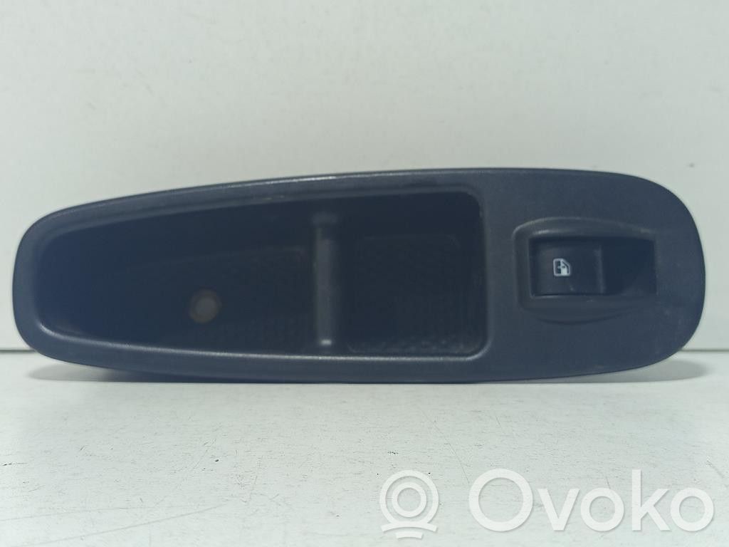 Fiat 500L Electric window control switch 
