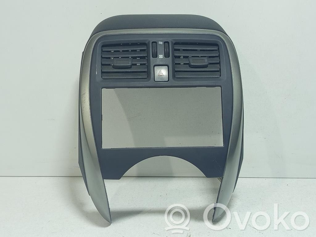 Nissan Micra Dashboard side air vent grill/cover trim 
