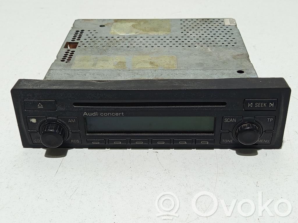 Audi A3 S3 8P Radio/CD/DVD/GPS head unit 