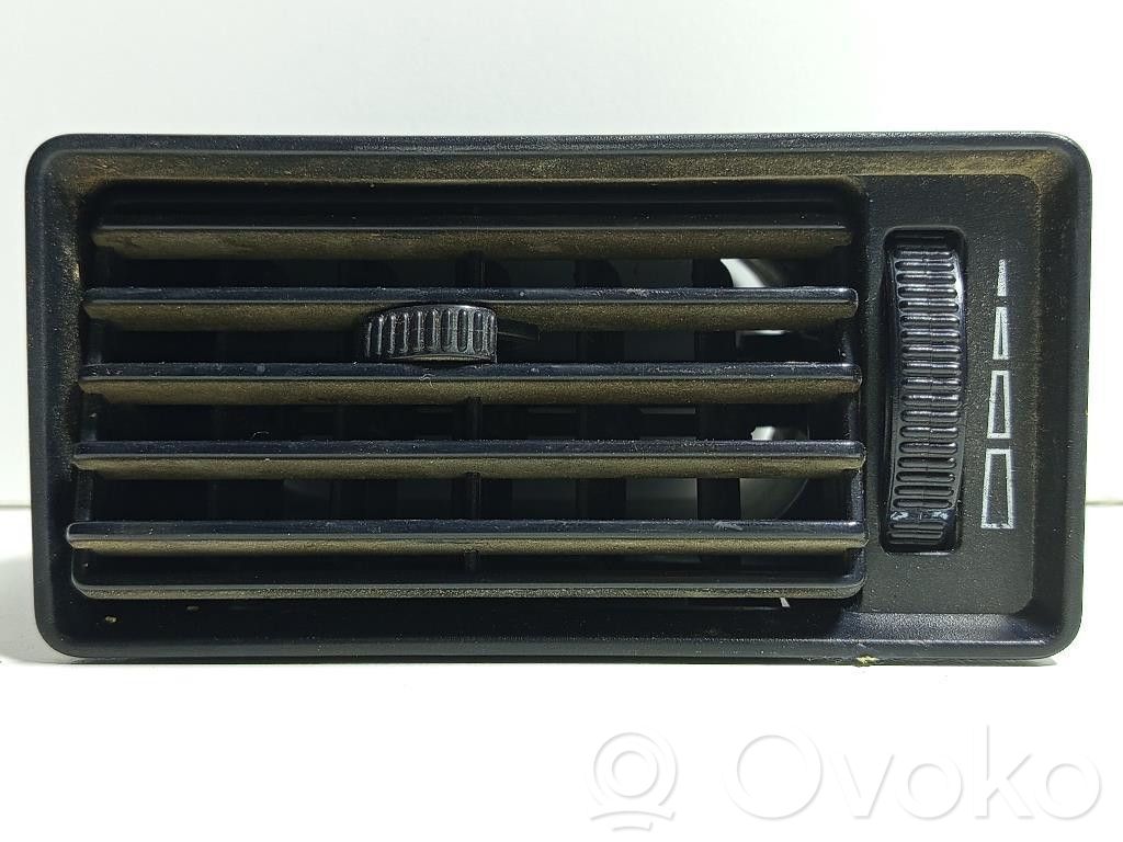 Fiat Tipo Sānu gaisa režģis 