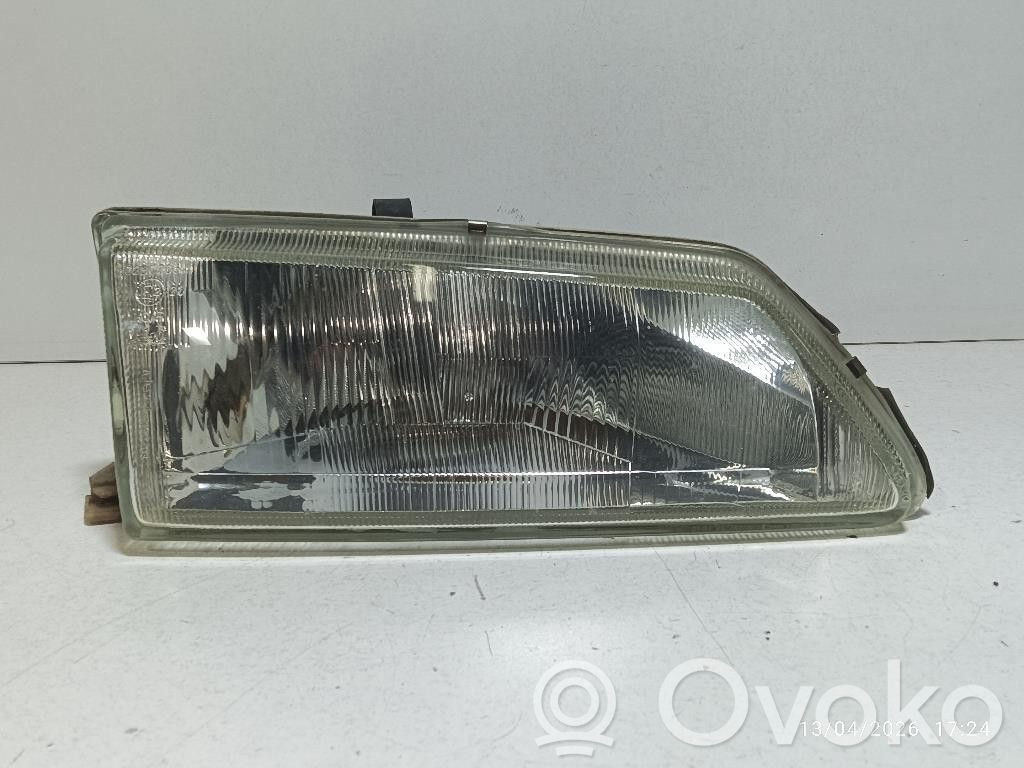 Volvo S40, V40 Headlight/headlamp 