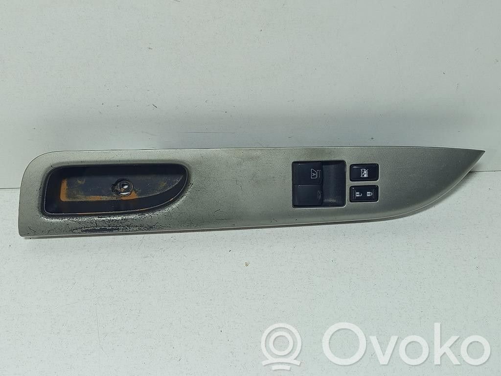 Nissan Micra Elektrinių langų jungtukas 