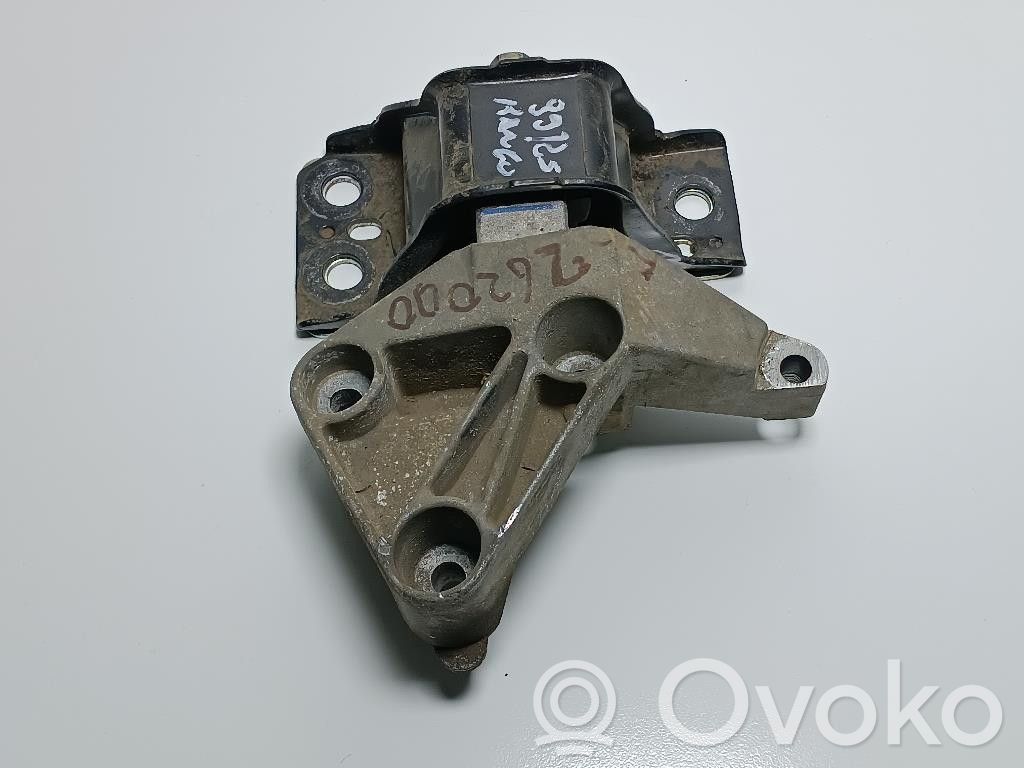 Engine mounting bracket   8200437464,8200437464,K9KB8