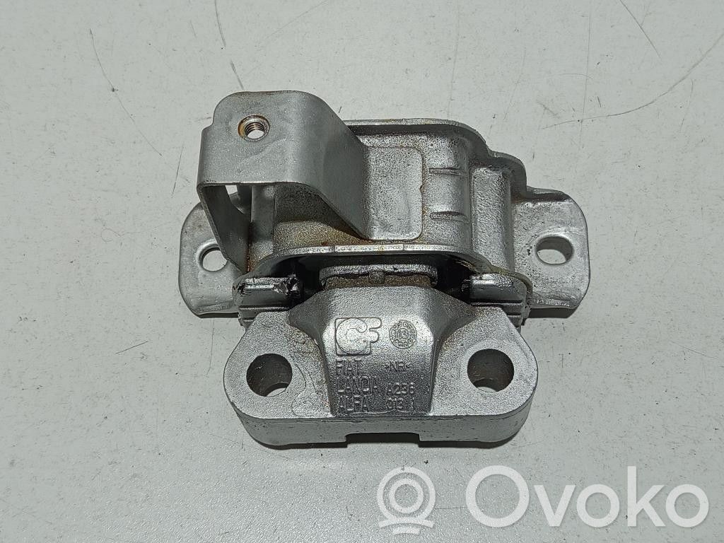 Fiat Fiorino Soporte de montaje del motor (Usadas) 