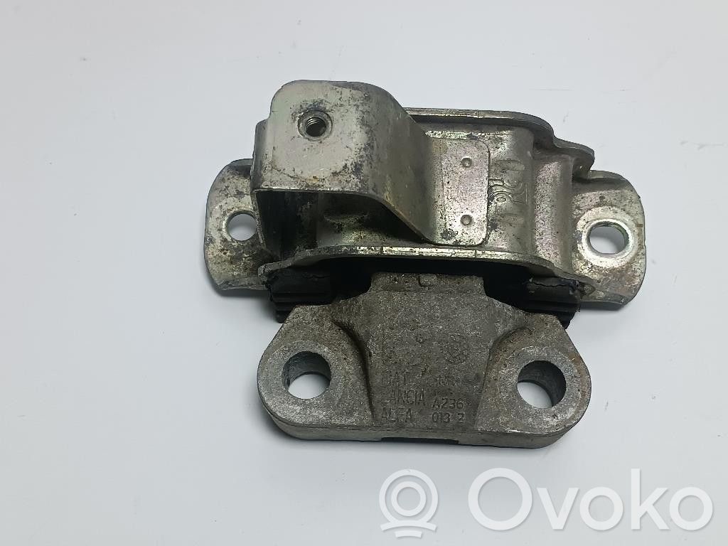 Fiat Fiorino Soporte de montaje del motor (Usadas) 