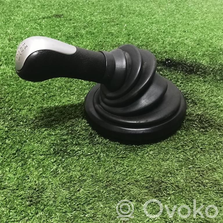 Ford Fiesta Pavarų perjungimo mechanizmas (kulisa) 