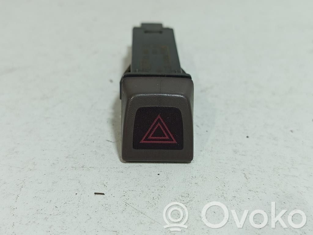 Hazard light switch   9123684,9123684,D4204T