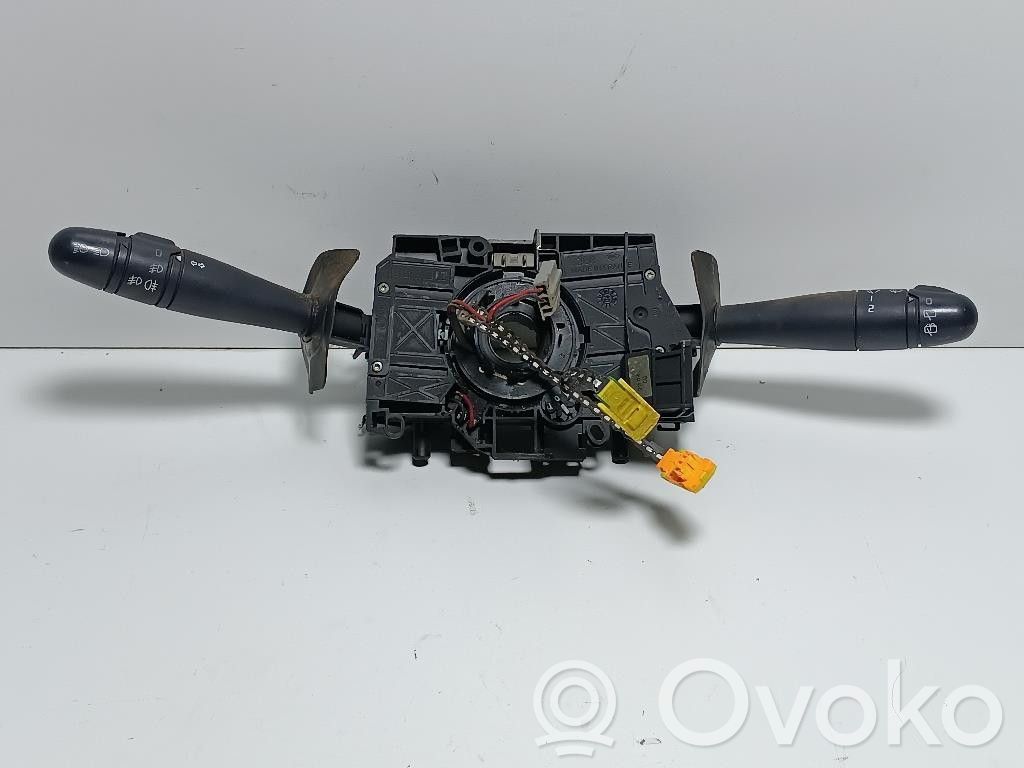 Wiper turn signal indicator stalk/switch   8200204068,8200204068,D7FG7