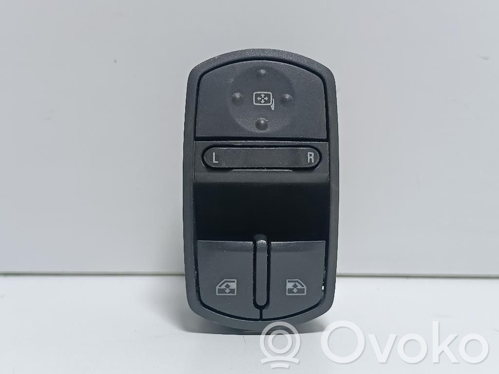 Opel Corsa D Electric window control switch 