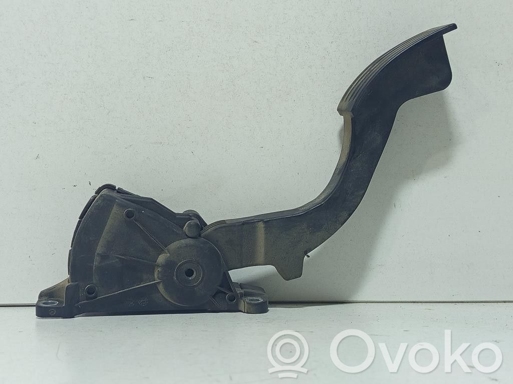 Ford Focus Accelerator throttle pedal 