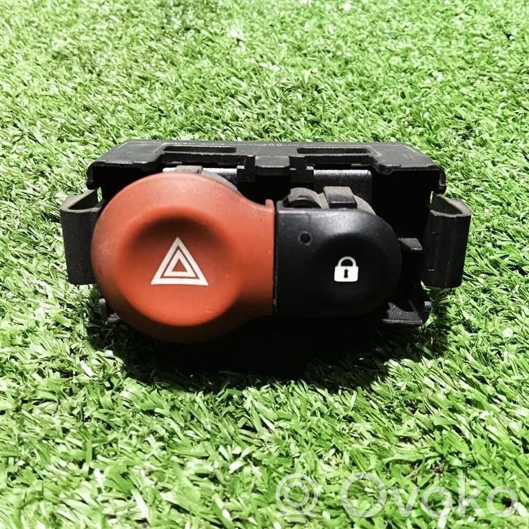 Renault Clio III Botón interruptor de luz de peligro 